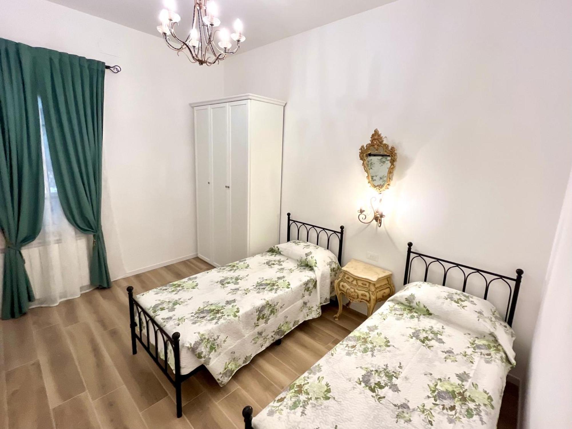 Airoldi Palace Apartment Chioggia Exterior photo